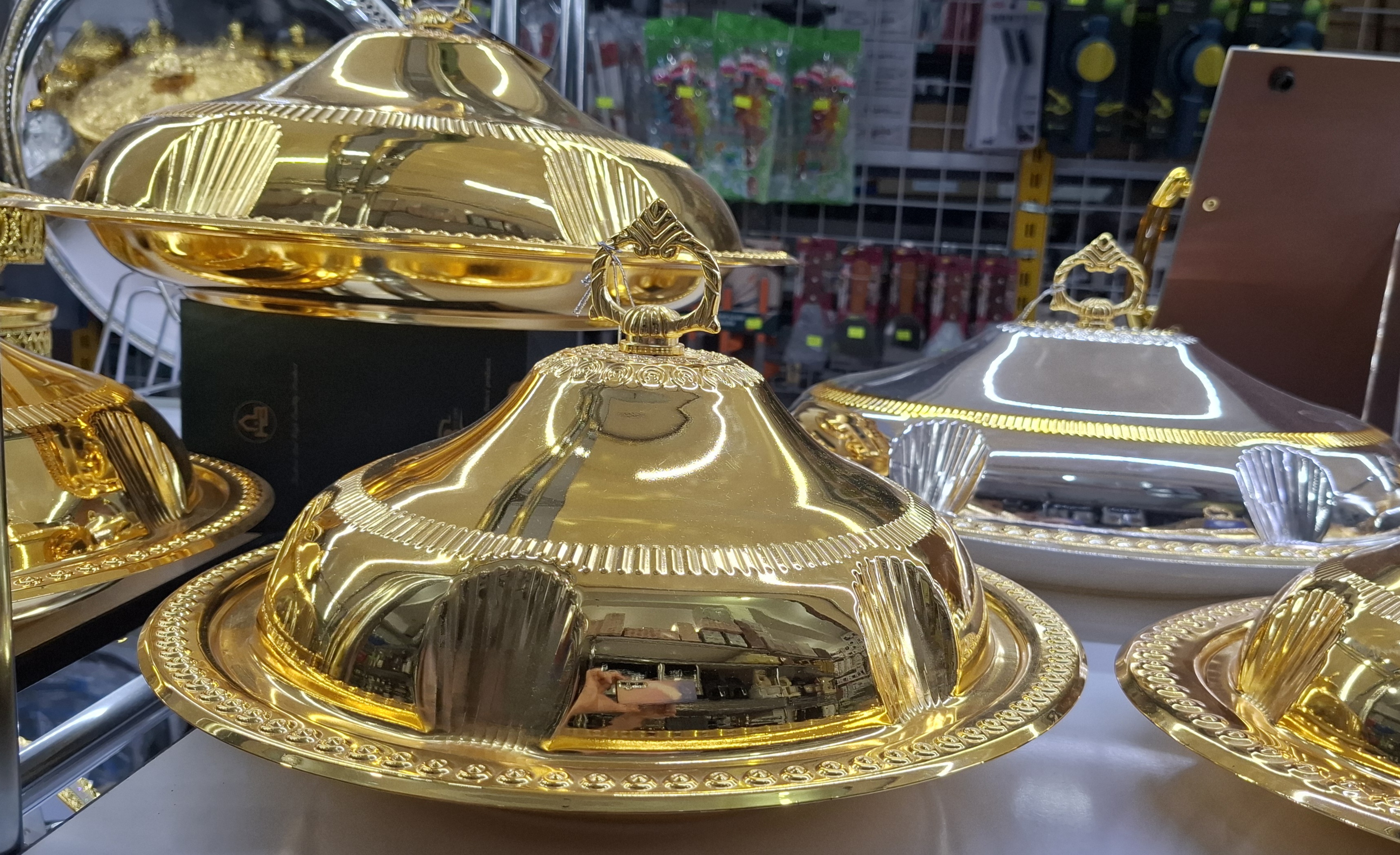 سینی سرو  درب دار طلایی عربی نجیب دایره در سه سایز